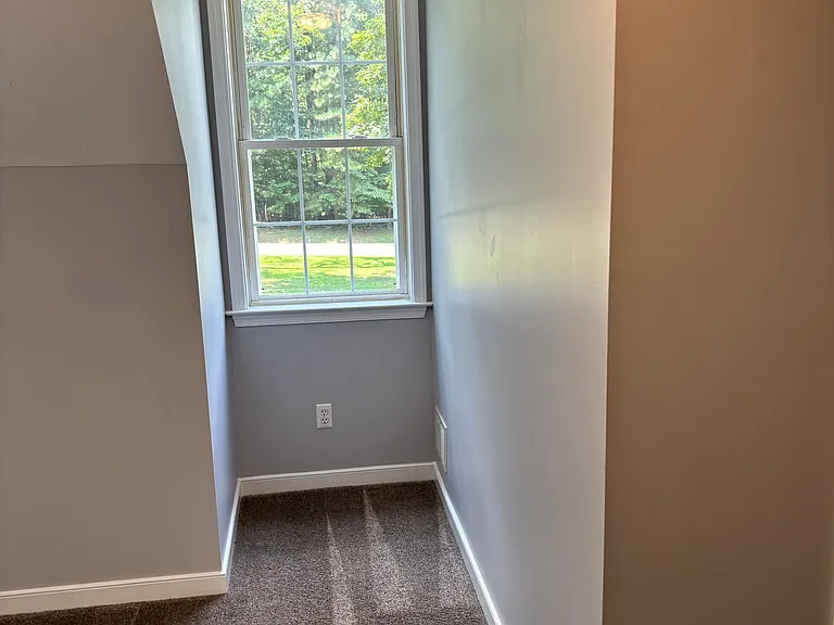 2542 Loch Gate Ln — Photo 30