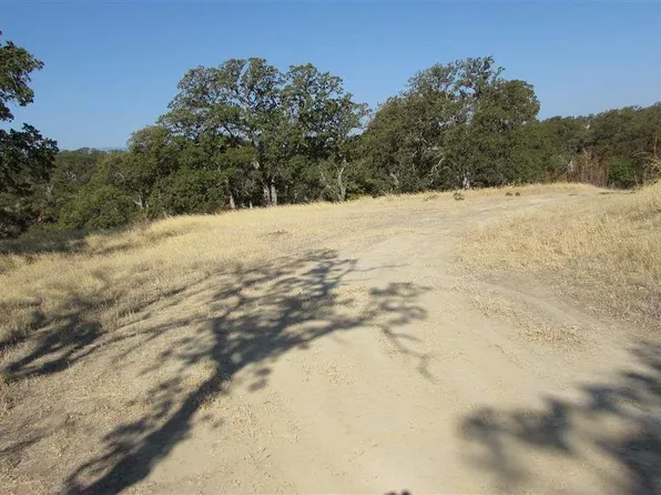 6975 Remunda Rd, Corning, CA 96021