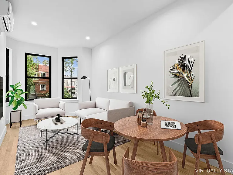 162 Cornelia St #2 — Photo 2