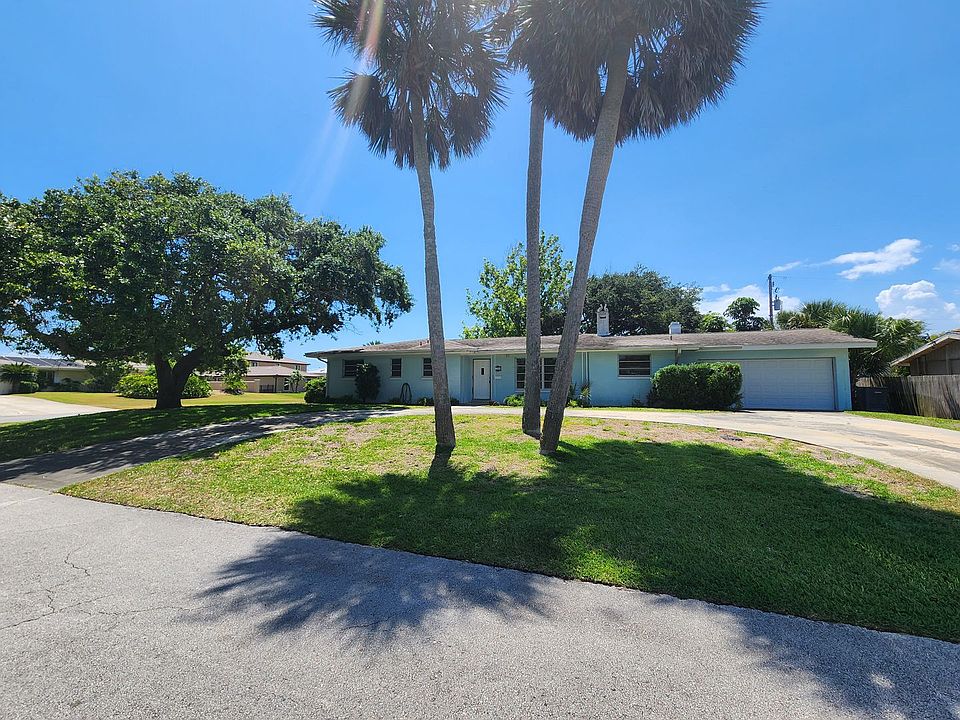 1st image of 136 Hilldale Ave