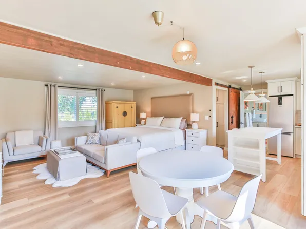 21390 SW McInnis St, Beaverton, OR 97078