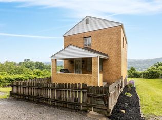 626 Arch St, Duquesne, PA 15110
