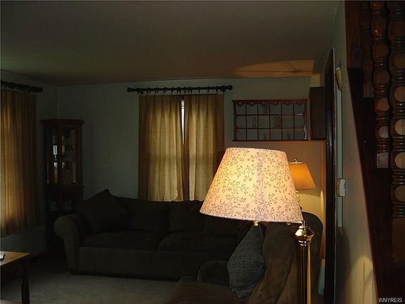 5th image of 36 McParlin Ave