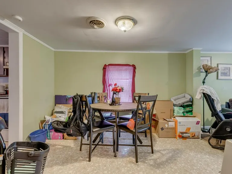 417 Baldwin Cir — Photo 8
