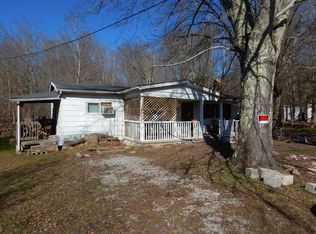 77 Wilton School Rd, Woodbine, KY 40701