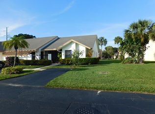 10993 Hidden Lake Pl, Boca Raton, FL 33498