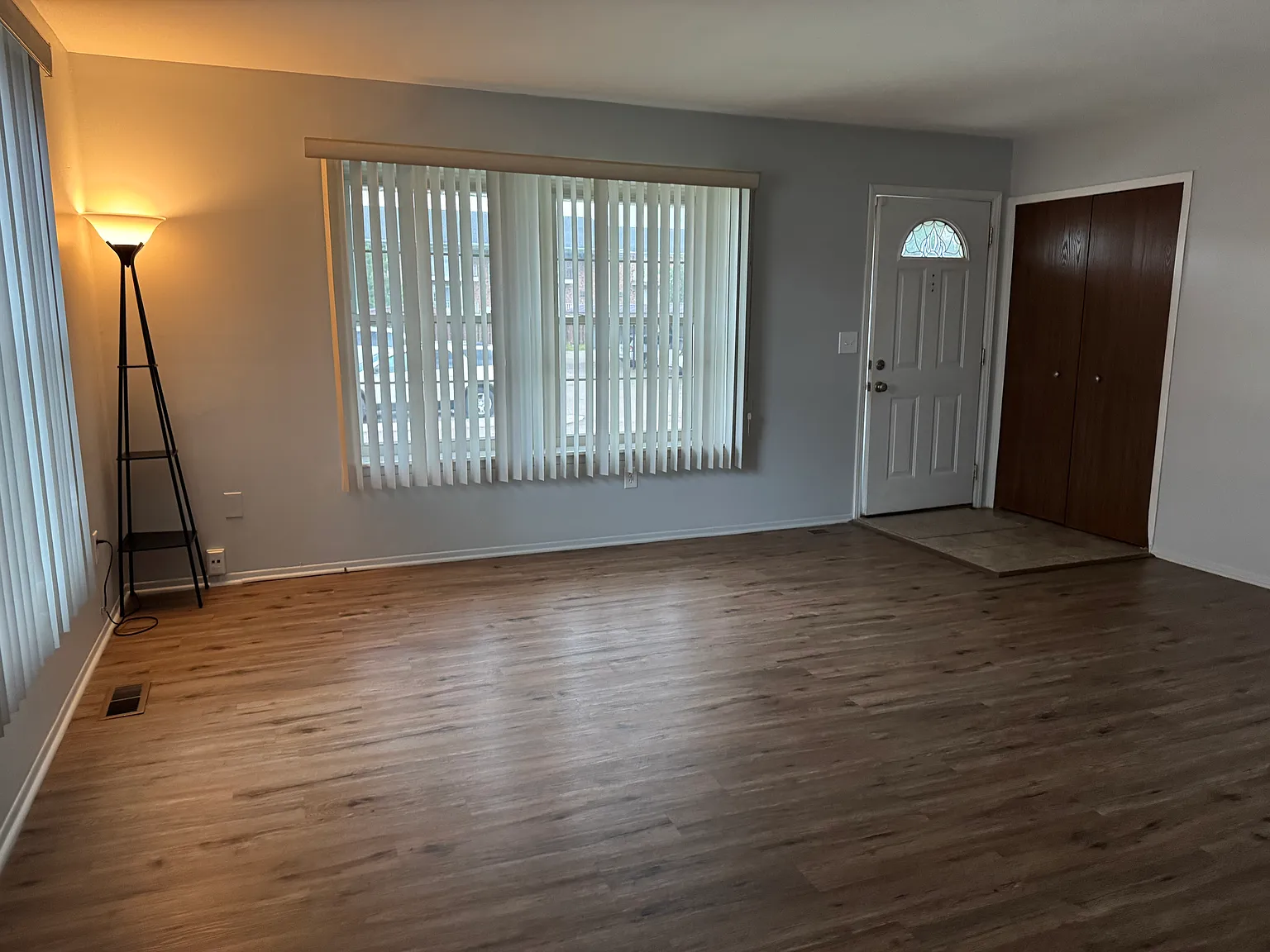Raleigh Crescent Dr, Chesterfield — Photo 2