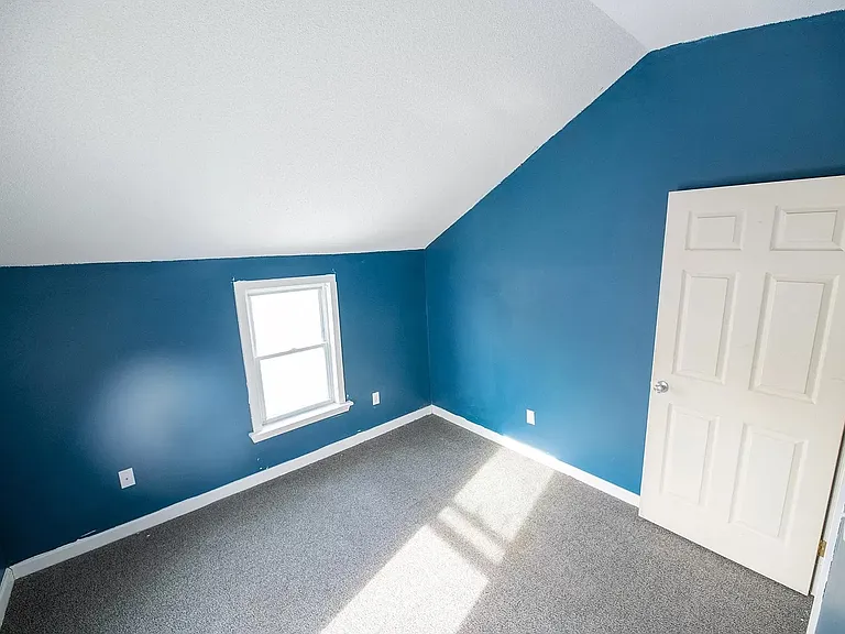 96 Bosworth St #1 — Photo 11