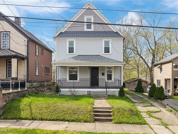 3rd image of 32 Penfield Ave