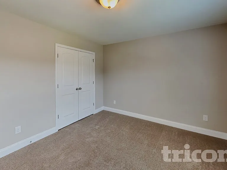 163 Green Willows Dr — Photo 12