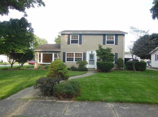 1854 Crestwood Blvd, South Bend, IN 46635