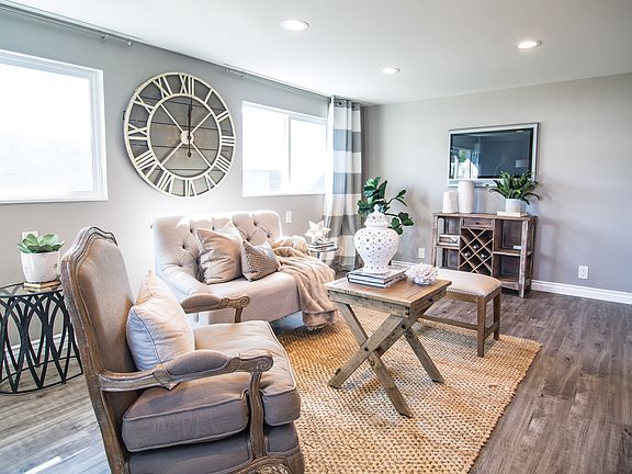 3rd image of 6522 Mount Palomar Dr