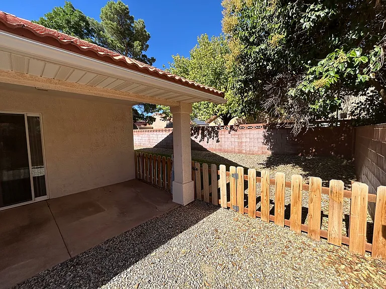 2405 S 770 W — Photo 26