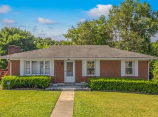 726 S Highland Dr, Morristown, TN 37813