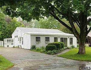 1st image of 113 Fairground Ave