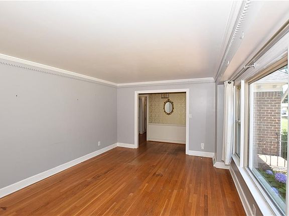 4th image of 4808 Templar Dr