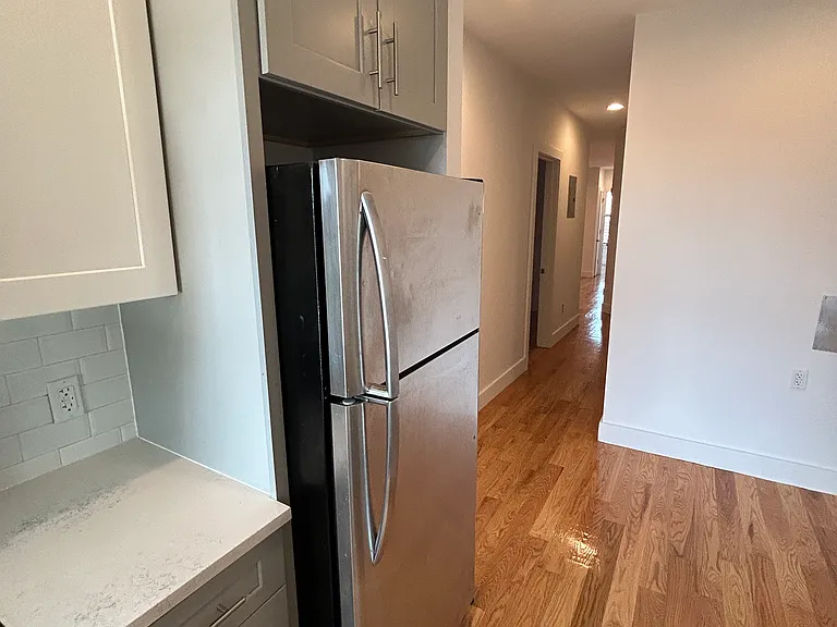 2004 Crotona Ave #3 — Photo 15