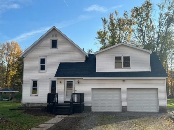43 White St, Clinton, NY 13323
