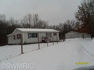 555 Pony Ave photo 1