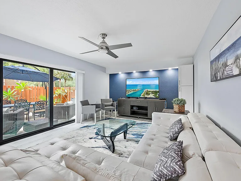 2902 29th Ct — Photo 12