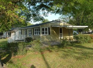 202 E Horton St, Zebulon, NC 27597