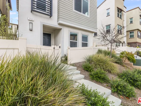 713 Daniel Freeman Cir, Inglewood, CA 90301