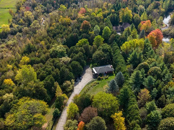 15083 Medway Rd, Middlesex Centre, ON N0M 1C0