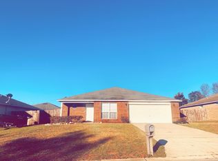 221 Limestone Cir, Crestview, FL 32539