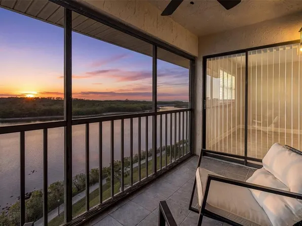 8150 Brent St APT 742, Port Richey, FL 34668