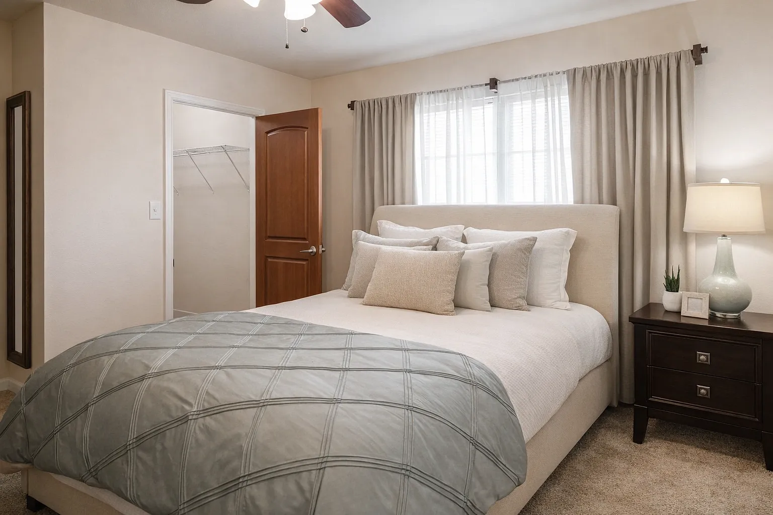 Gravois Ridge Townhome Apartments — Photo 4