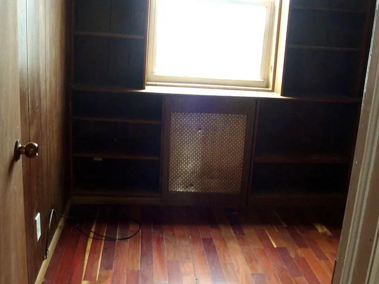 517 Hampden Rd — Photo 4