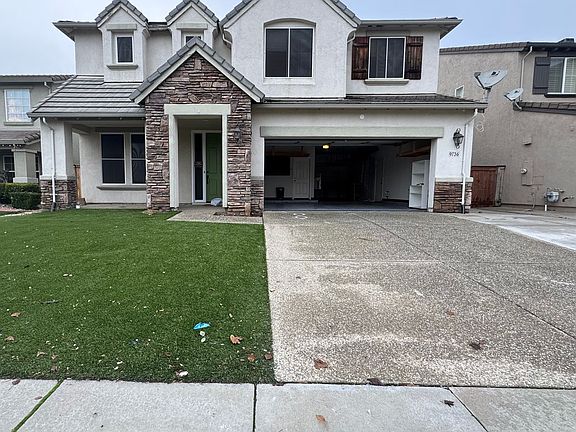 2nd image of 9736 Sand Hollow Way
