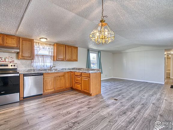 5th image of 900 Mountain View Ave #124