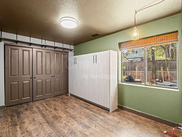 3419 Decatur St — Photo 16