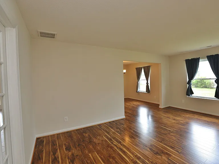 1012 Antioch Cir — Photo 13