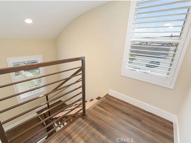 11845 Grevillea Ave — Photo 9