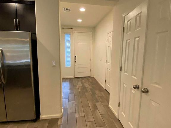 3rd image of 3549 E Apricot Ln