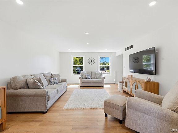 5th image of 269 Cardinal Ln