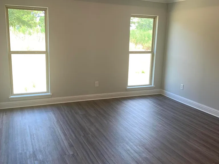 624 Westfield Dr — Photo 13