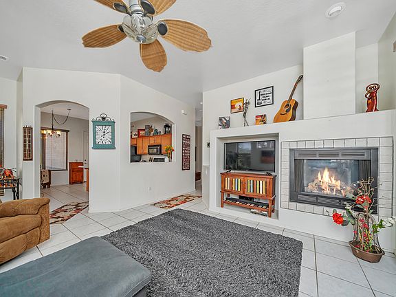 4th image of 5332 N Bremont Way