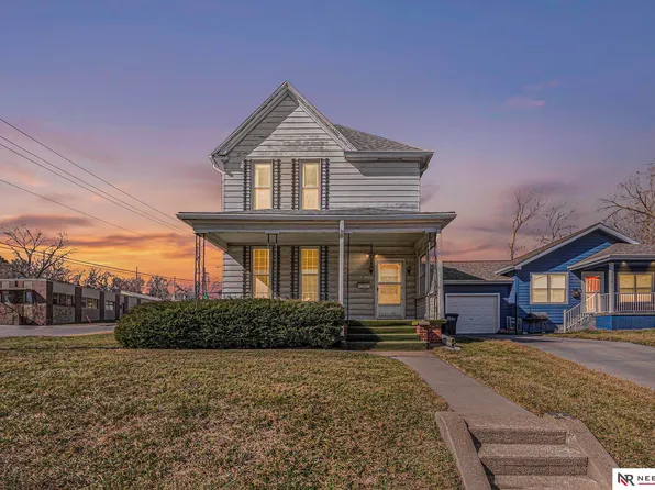 1746 S 26th St, Omaha, NE 68105