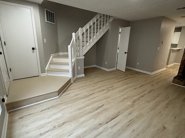 6472 Windsor Gate Ln — Photo 11