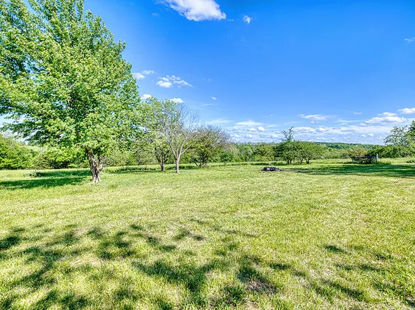 4945 S 20th Road, Aldrich, MO 65601