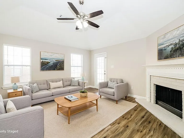 1044 Cross Wood Ln #A1 — Photo 4
