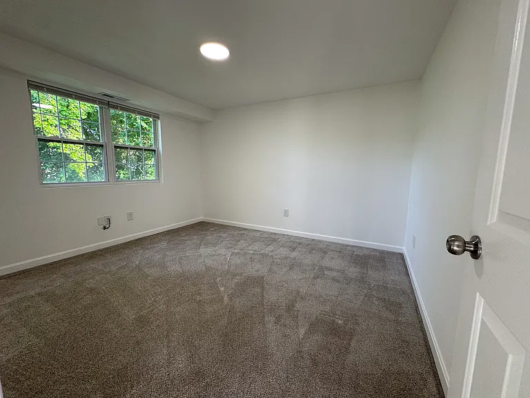 104 Middlesex Rd #2 — Photo 13