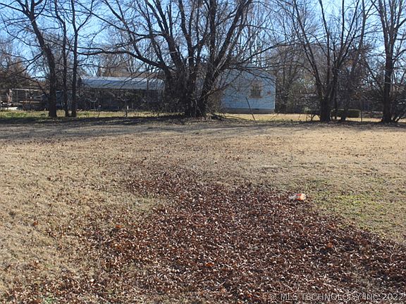 4th image of 2029 W Woodrow Pl
