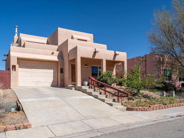 6442 Cerros Grandes Dr, Santa Fe, NM 87507