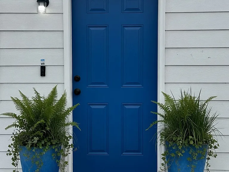 504 S Alder St #4 — Photo 1