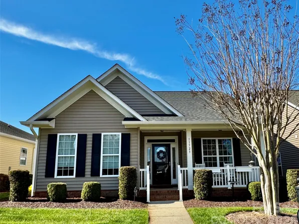 11723 Meetinghouse Dr, Cornelius, NC 28031