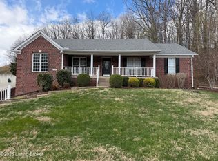 3410 Hardwood Forest Dr, Louisville, KY 40214